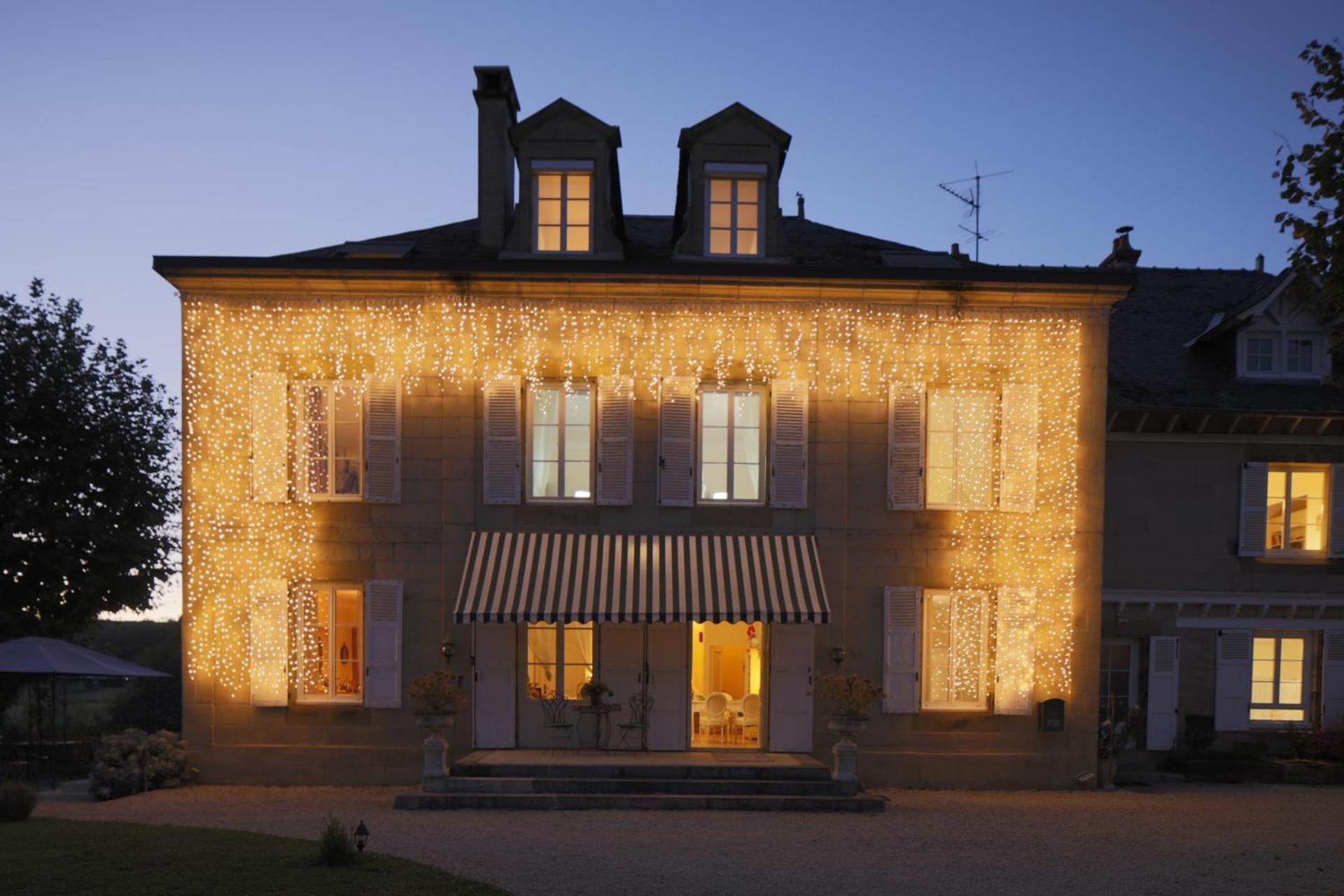 Hotel French Correze Moulin Bleu Saint-Pantaléon-de-Larche Exterior foto